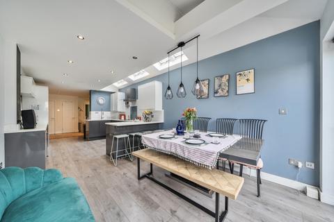 3 bedroom semi-detached house for sale, Sunbury Lane, Walton On Thames, Surrey, KT12