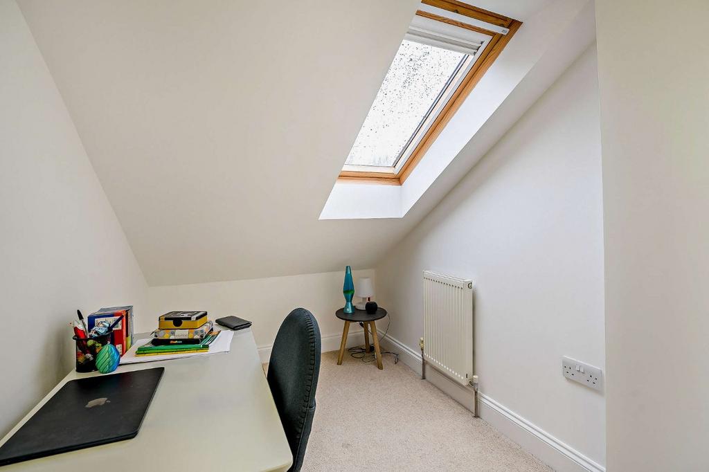 Bedroom/Study