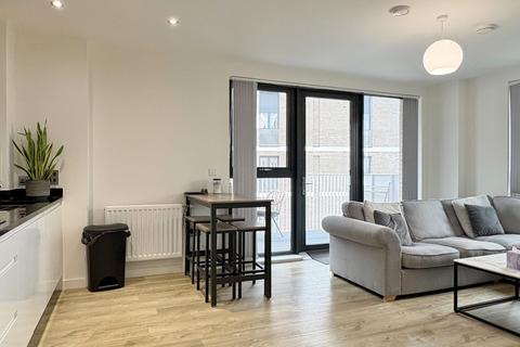 2 bedroom apartment for sale, Baronet House, Lakeside Drive, Brent, NW10