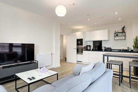 2 bedroom apartment for sale, Baronet House, Lakeside Drive, Brent, NW10