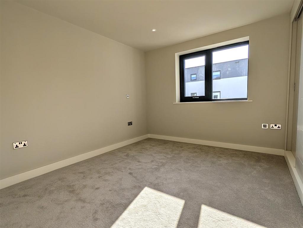 Principal en suite bedroom