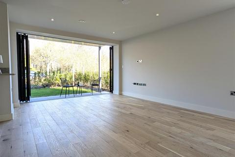 2 bedroom apartment for sale, 2 Clifton View, Forest Gate, Forest Drive, Lytham