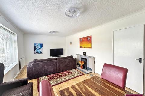 undefined, Ffordd Penrhwylfa, Prestatyn, Denbighshire, LL19 8BS