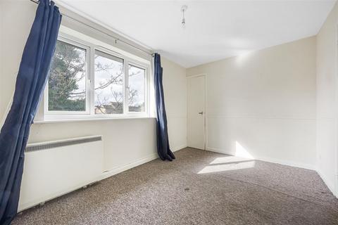 undefined, Exbourne Road, Reading, RG2