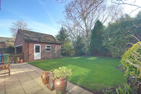 undefined, Fairlawn, Beverley