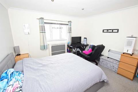 undefined, Huckleberry Close, Chatham