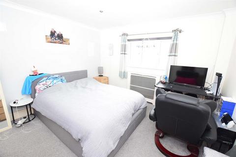 undefined, Huckleberry Close, Chatham