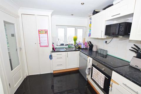 undefined, Huckleberry Close, Chatham