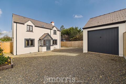 3 bedroom detached house for sale, 7 Parc-yr-Onnen, Dinas Cross, Newport, SA42 0SJ