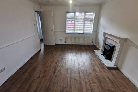 2 bedroom house to rent, Hollowtree Road, Leicester, LE5