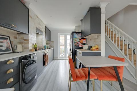 2 bedroom terraced house for sale, Mill Road, Burgess Hill, RH15