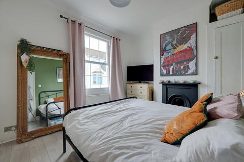 2 bedroom terraced house for sale, Mill Road, Burgess Hill, RH15