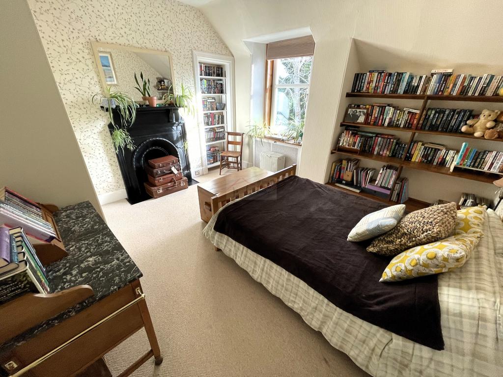 Bedroom 2a.JPG