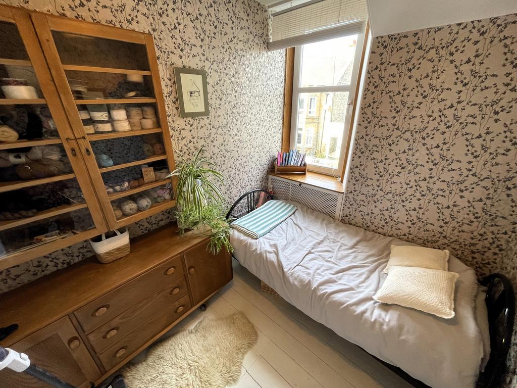 Bedroom 3a.JPG
