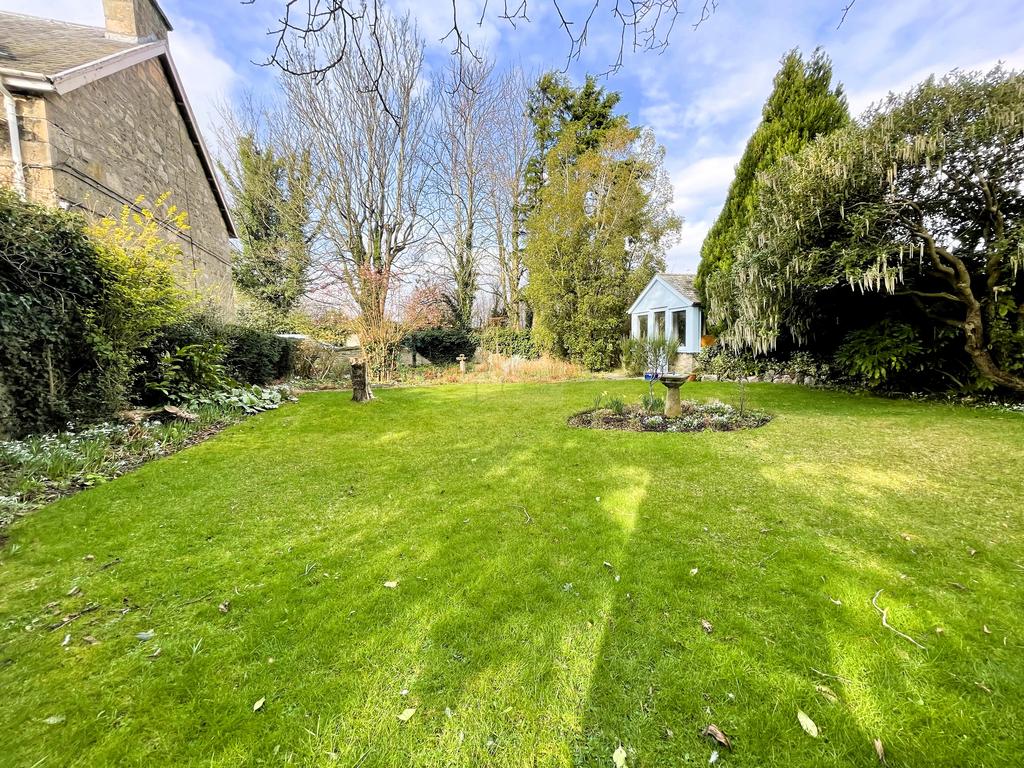 Garden a.JPG