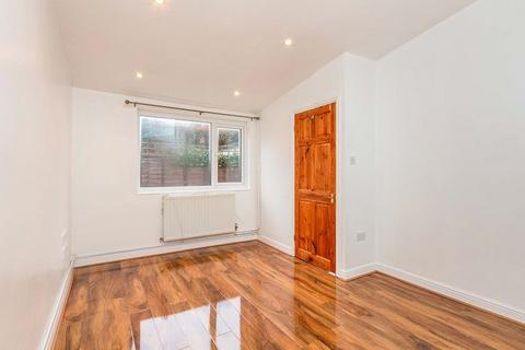 undefined, Bodmin Close, Hampshire RG22