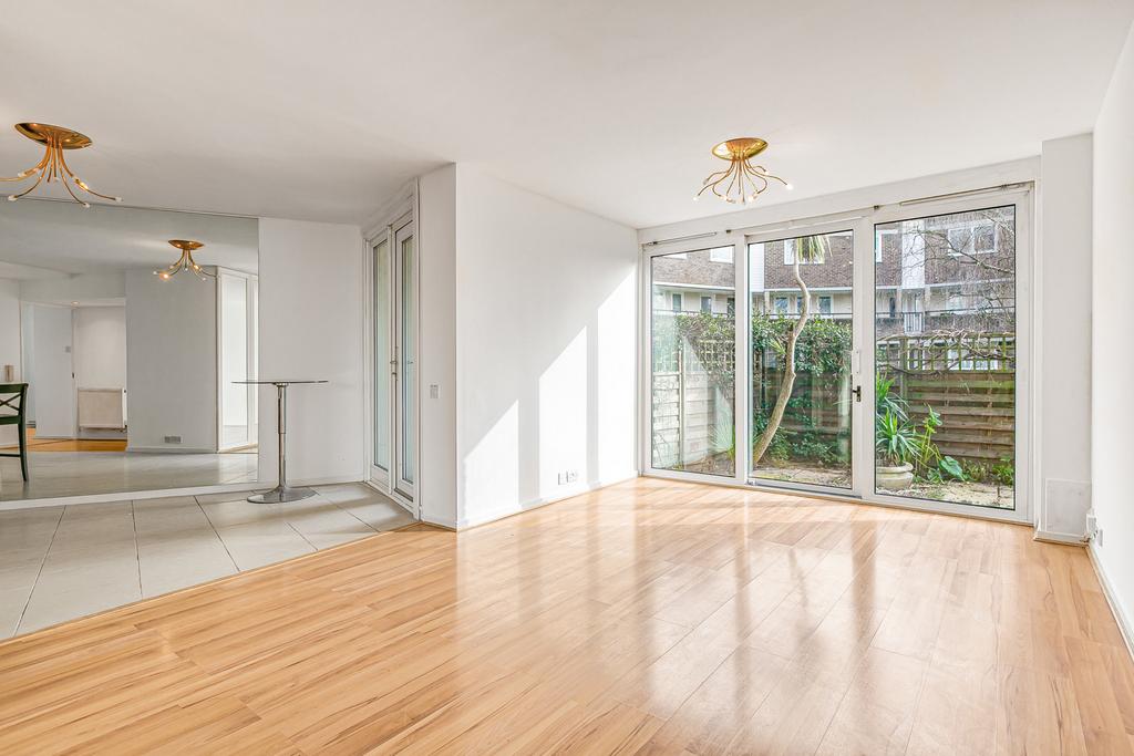 Reception/Kitchen