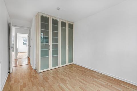 undefined, Justin Close, Brentford, TW8