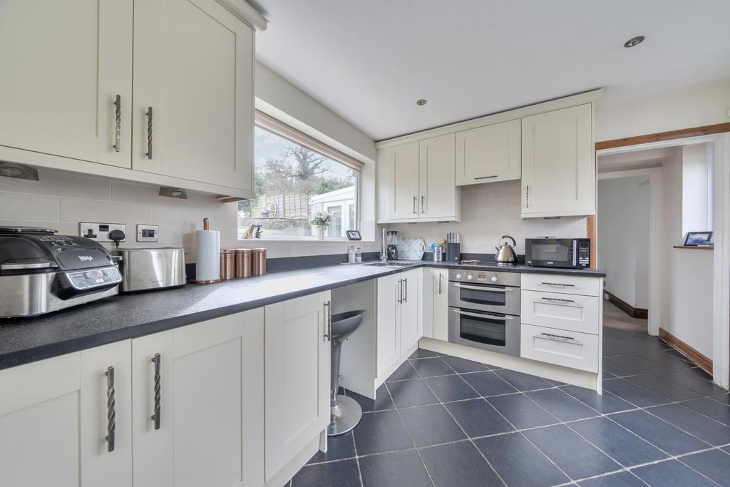 Rose Cottage - Ewe Move Pontefract - Kitchen 1