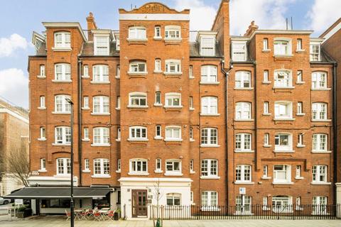 undefined, Sandwich Street, London WC1H