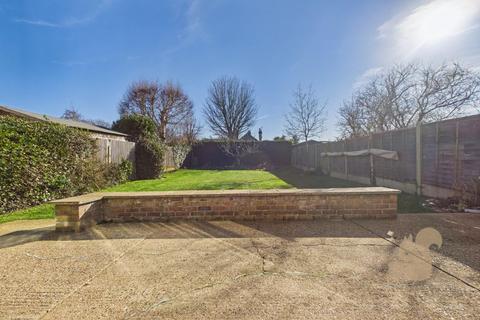 3 bedroom semi-detached house for sale, Firs Road, Colchester CO5