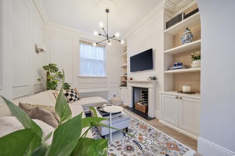 2 bedroom terraced house to rent, Nevill Terrace, Tunbridge Wells TN2