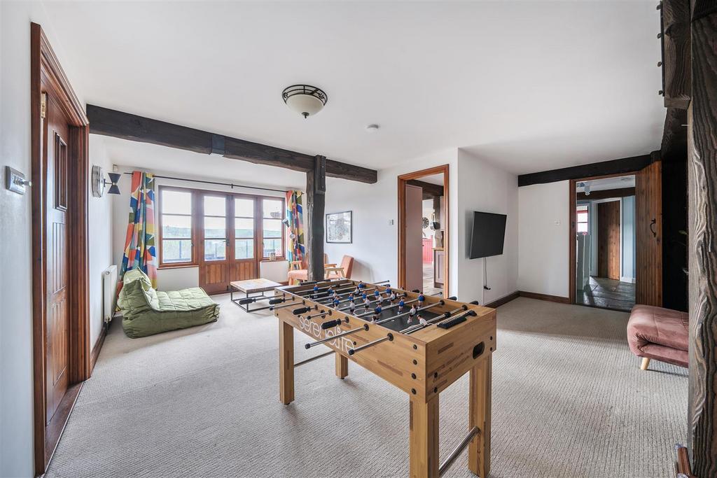 Dining/Games Room