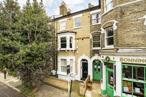 Vauxhall Grove, London SW8