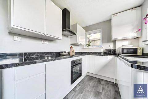 undefined, Gardner Rise, Northamptonshire NN13