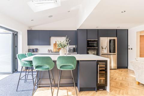 4 bedroom semi-detached house for sale, Ringwood Avenue, Newport, NP19