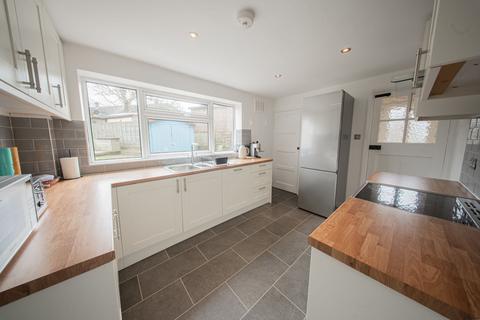 2 bedroom semi-detached house for sale, Penn Crescent, Haywards Heath, RH16