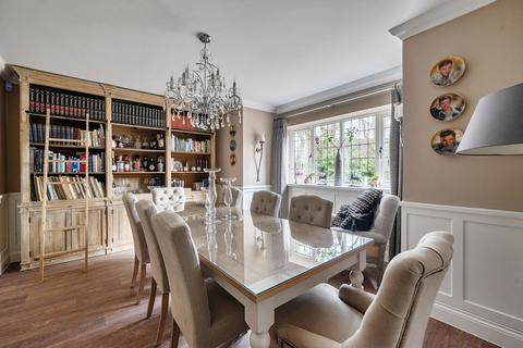 undefined, The Shires, Berkshire RG41