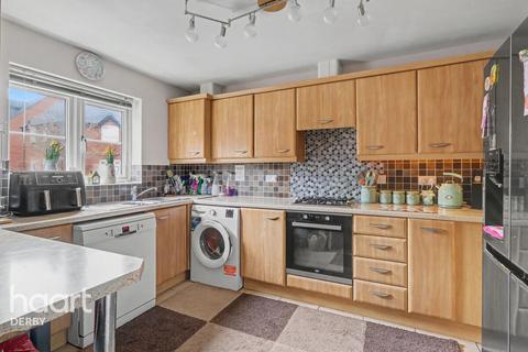 4 bedroom terraced house for sale, Foss Road, Hilton