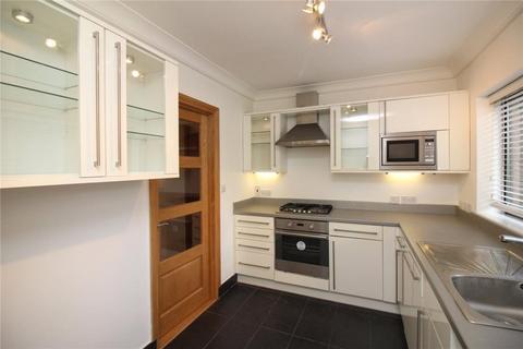 2 bedroom apartment to rent, Spencer Close, Finchley, London, N3