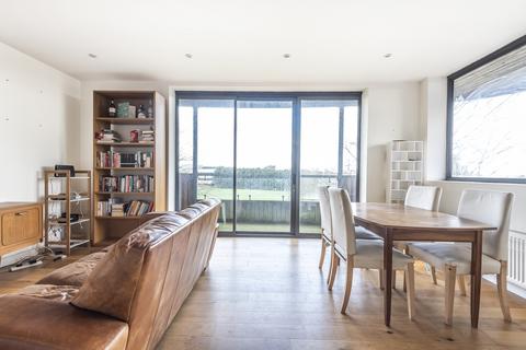 undefined, Kangley Bridge Road London SE26