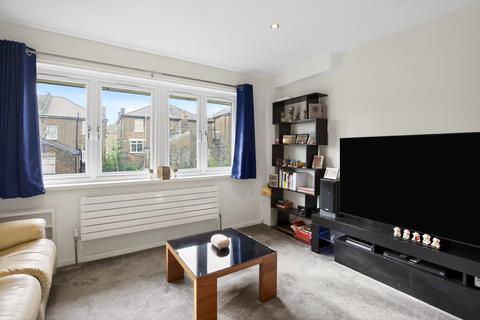 4 bedroom terraced house for sale, Barlow Road, London, NW6