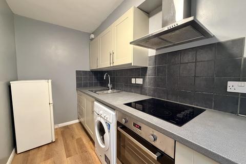 undefined, Manor Road, HORSHAM