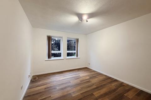 undefined, Manor Road, HORSHAM