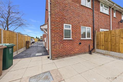 undefined, Ley Croft, Derby DE65