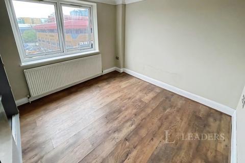 undefined, Park Street, Luton, LU1