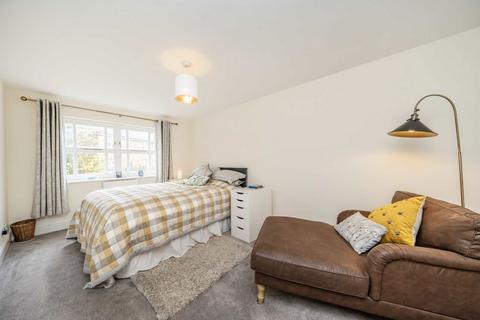 undefined, Massingberd Way, London SW17
