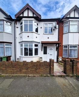 4 bedroom terraced house to rent, London E10