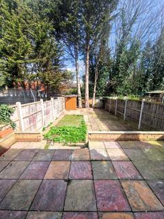 4 bedroom terraced house to rent, London E10