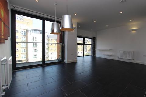 1 bedroom apartment for sale, Toronto House, Surrey Quays Road, London, SE16