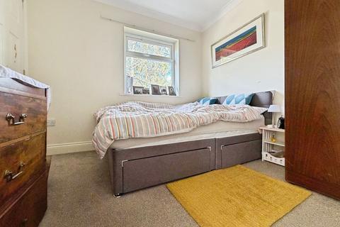 2 bedroom flat for sale, Highfield Lane, Southampton SO17