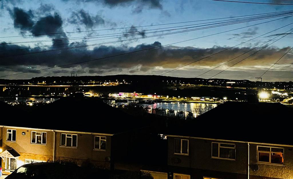 By night 2.jpg
