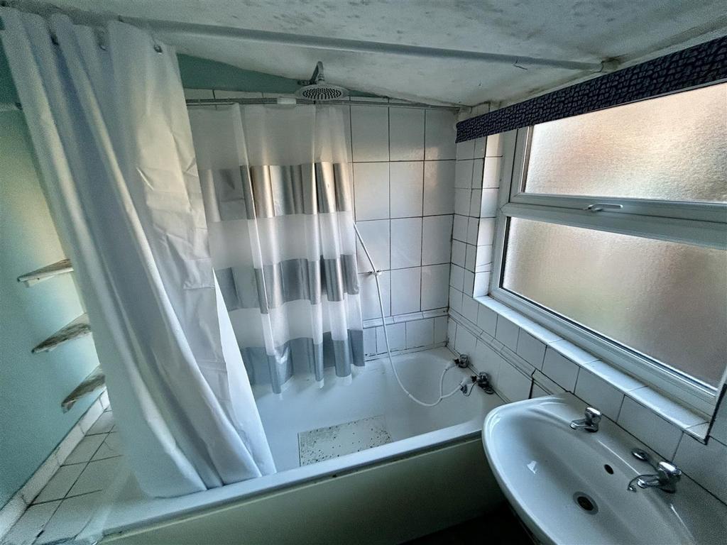 Bath.JPG