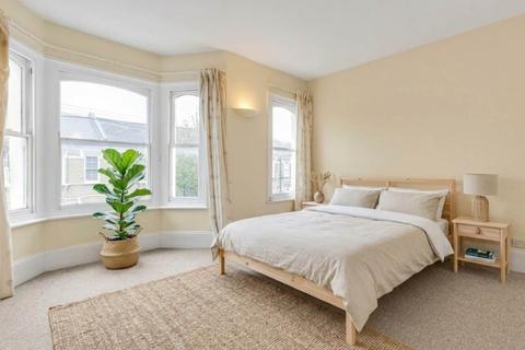 undefined, Ballater Road, Brixton