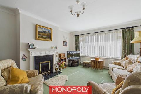 3 bedroom detached house for sale, Henllan Road, St. Asaph LL17