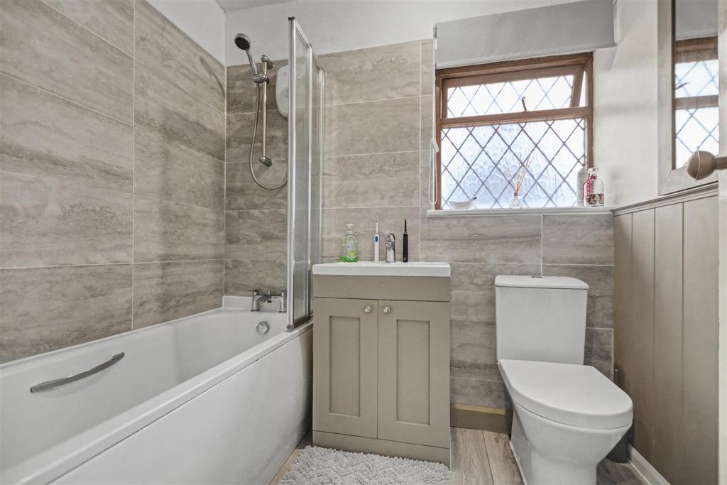 Bathroom.jpeg